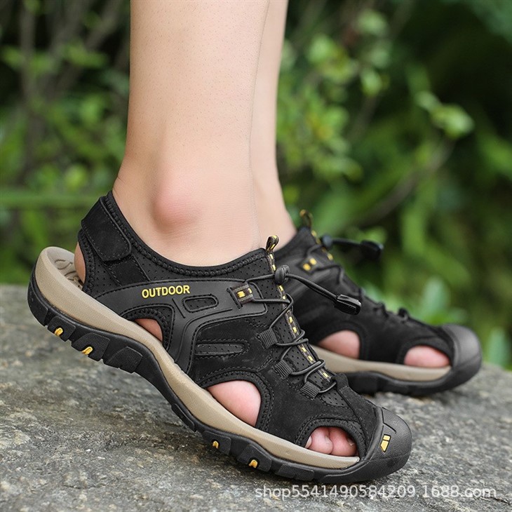 Outdoor Hiking Sandals (2)